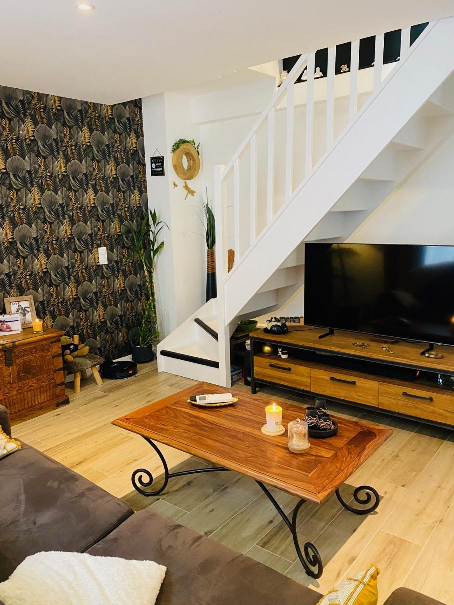 Douillet Et Coquet Appartement Climatise - Parking Prive Gratuit - Centre Монпелие Екстериор снимка
